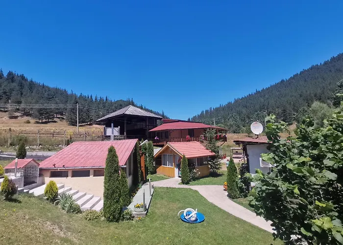 дяволска пътека פארק נופש Borino